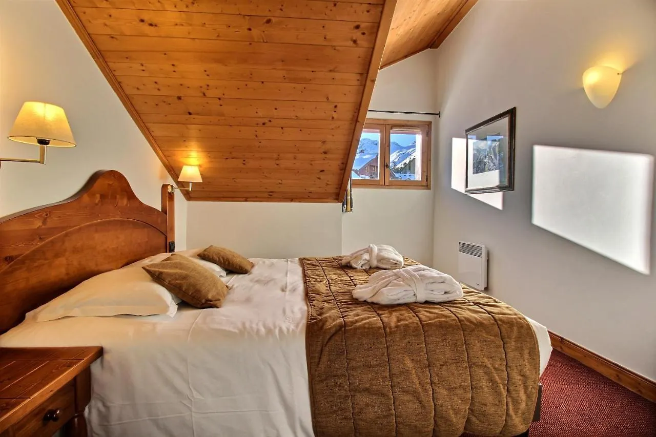 Apartment Arc 1950 - Appartement 10 Personnes Duplex Cheminee - Ski Aux Pieds - Sauna, Hammam, Jacuzzi Les Arcs